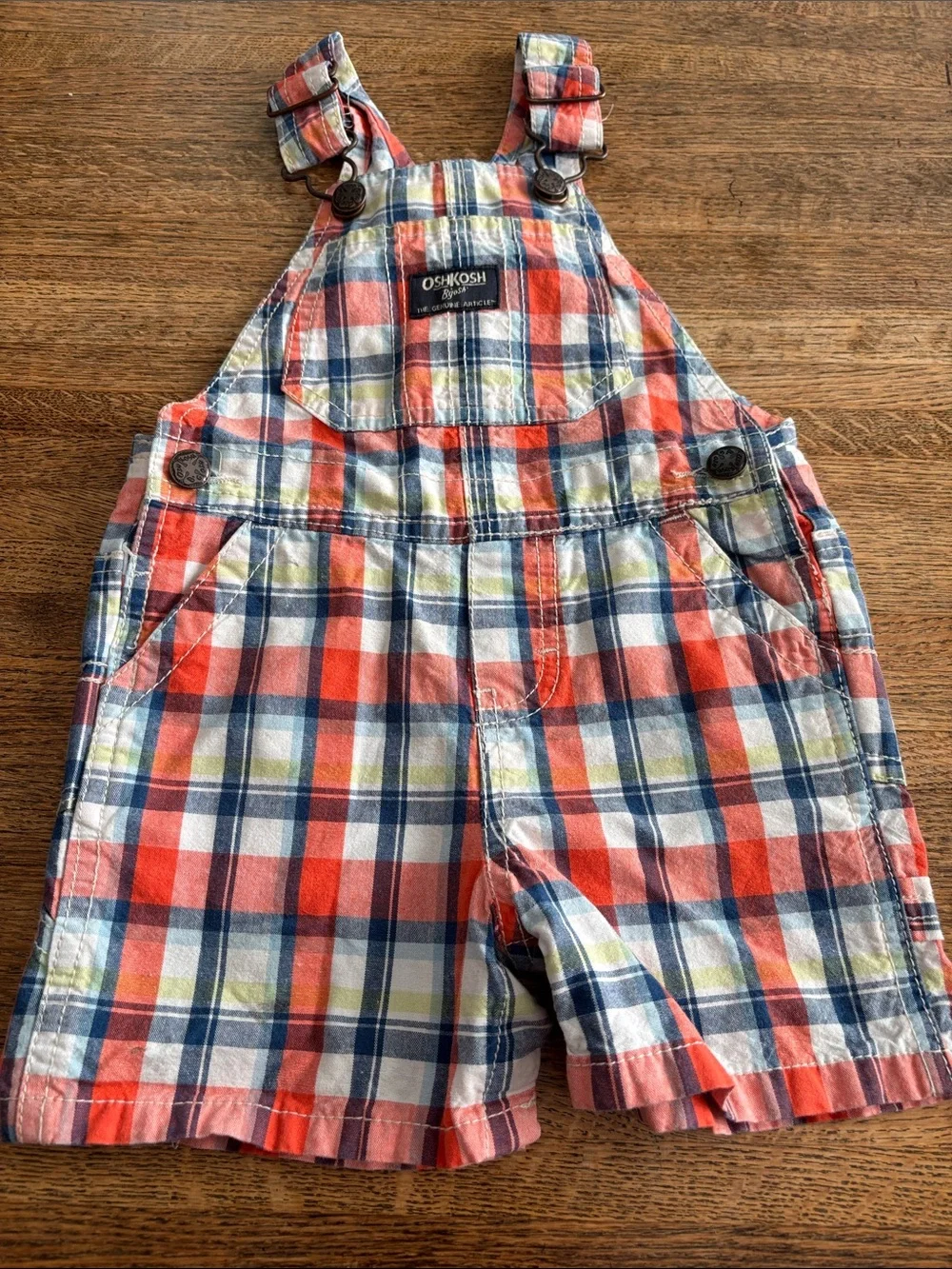 OshKosh B'gosh Plaid and Checkered Overall Shorts size 12 M Great Condition! - Picture 6 of 9